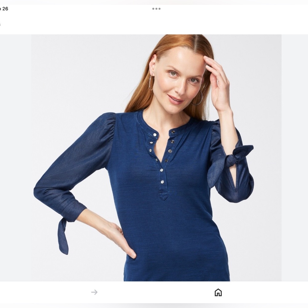 Chico’s Denim and Blue Size 2 Large Top